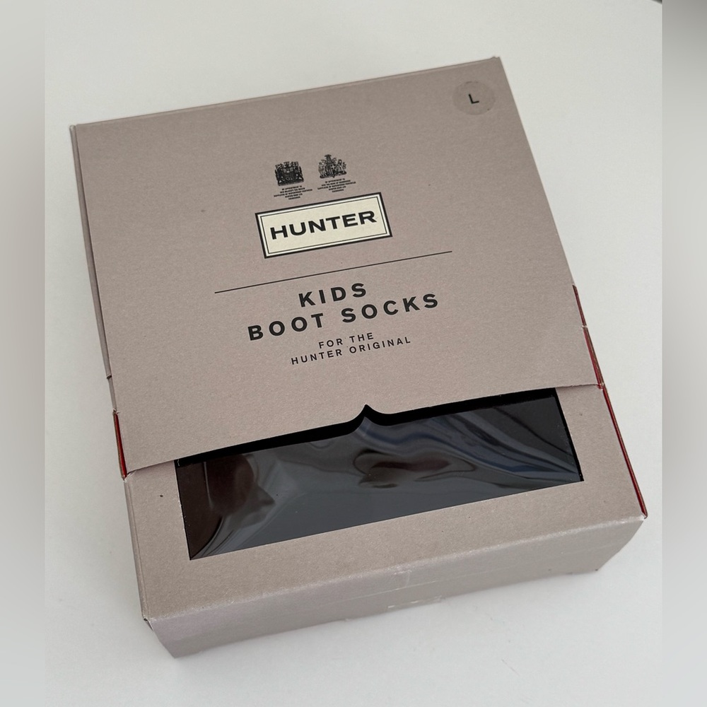 Hunter Kids Boot Socks. NWT. Size L Black. Fits US size 1-3 boot.
